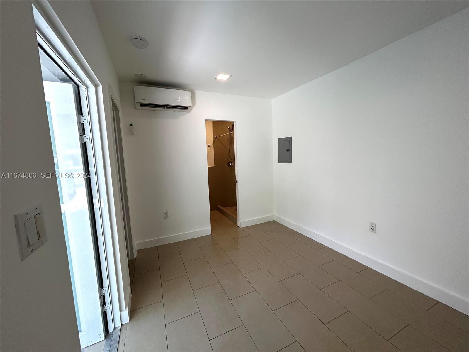 242 NE 55th Terrace, Miami, FL 33137 photo 21