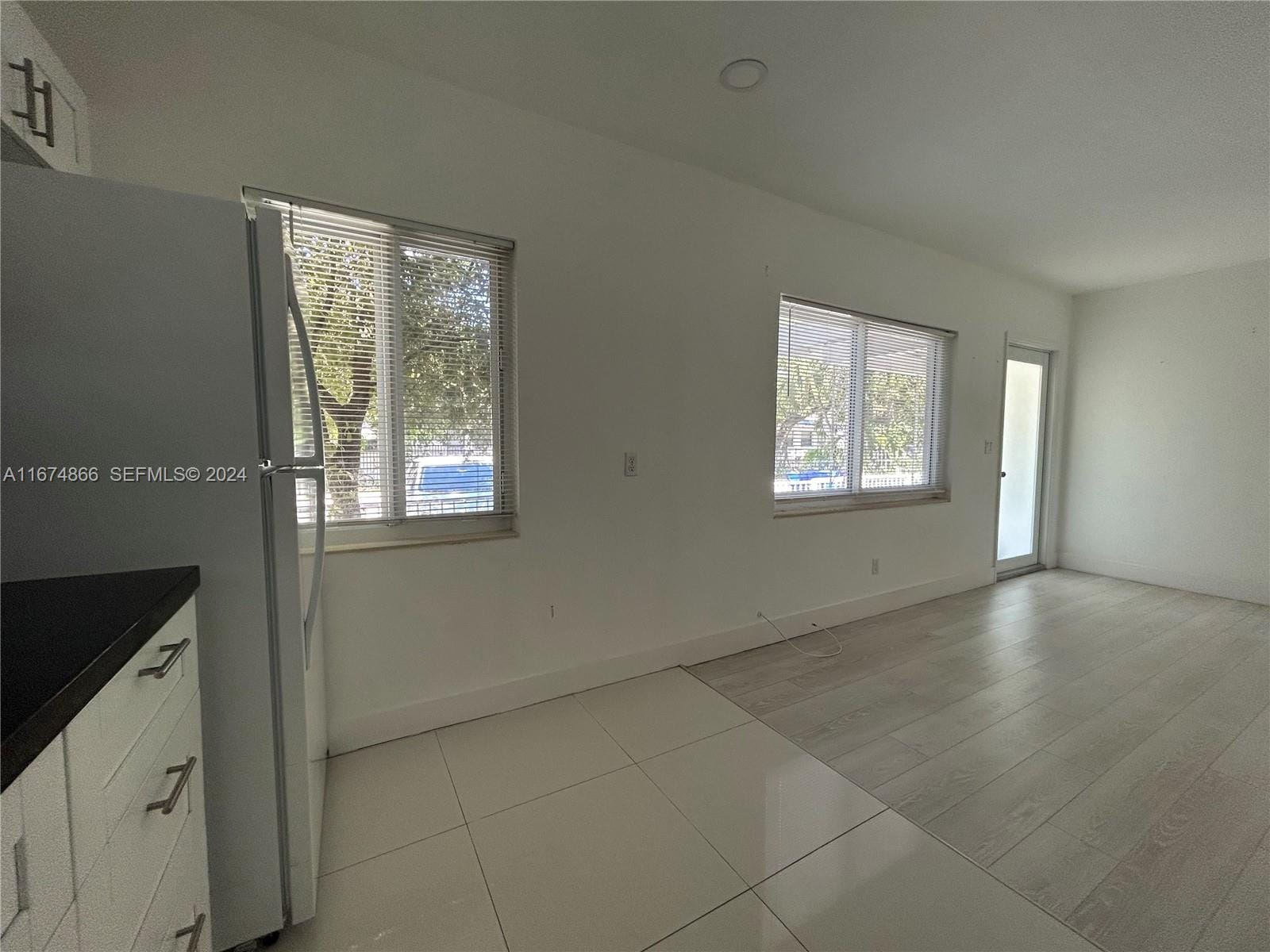 242 NE 55th Terrace — photo 8
