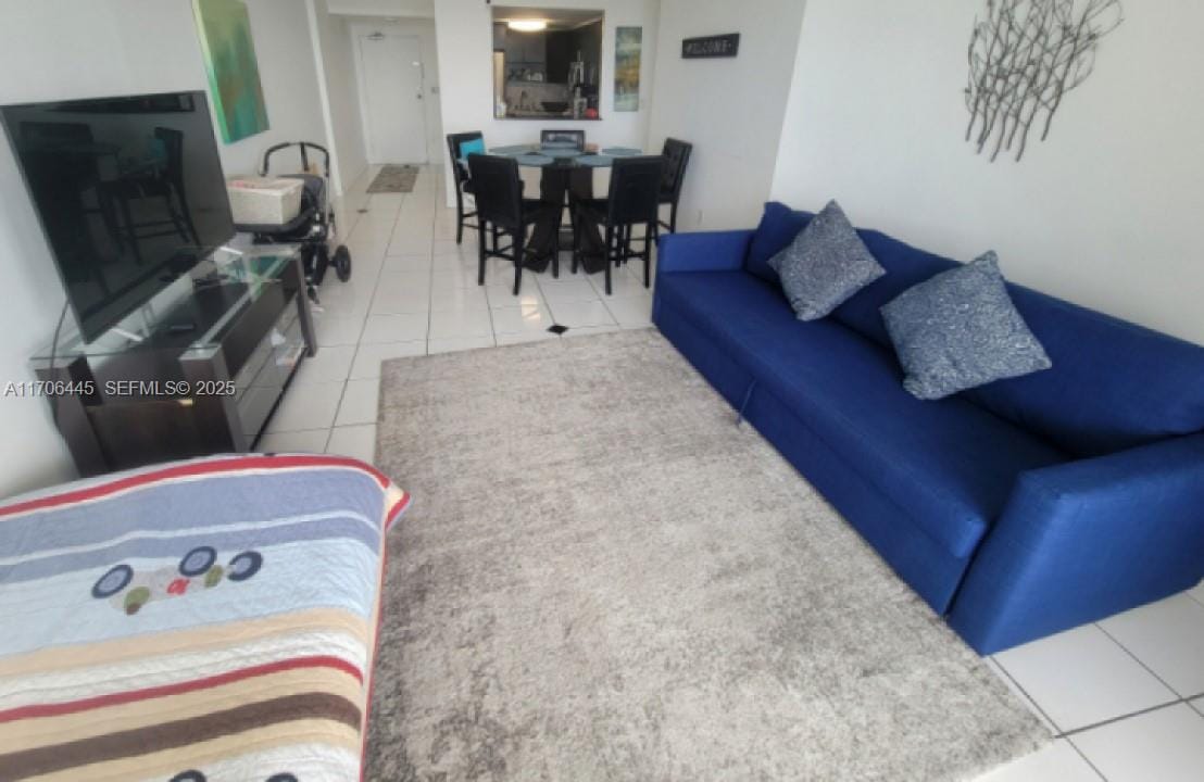 5601 Collins Avenue PH-9 — photo 11