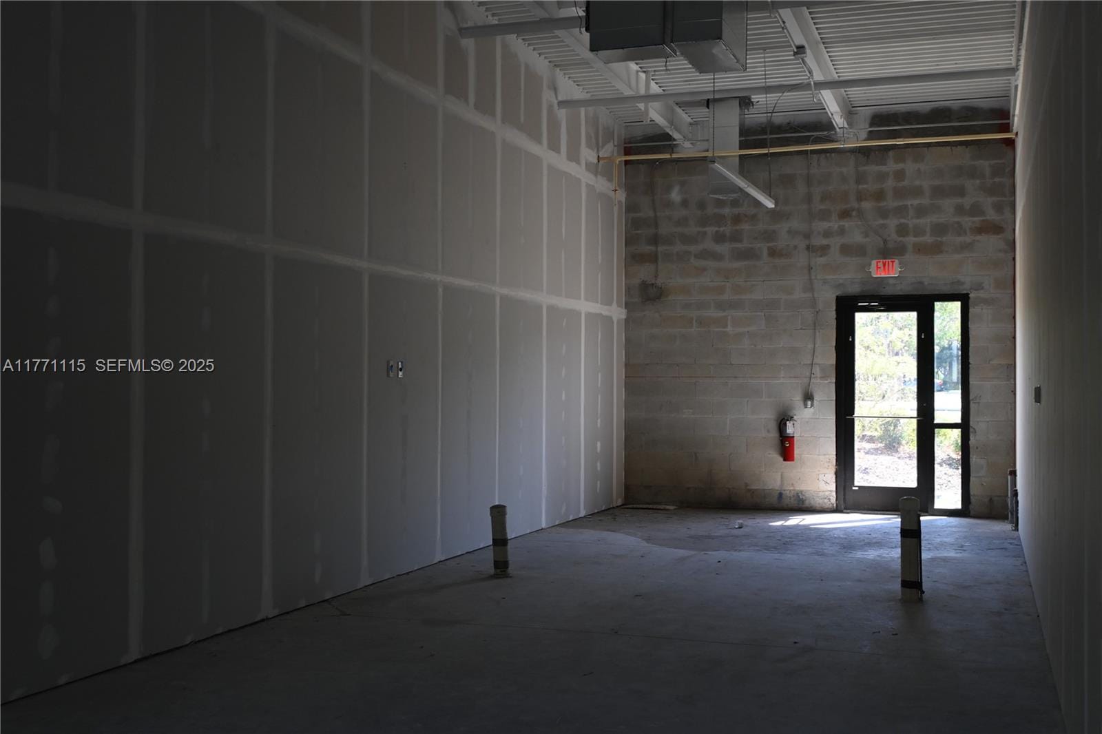 3370 Rouse Road 109 — photo 12