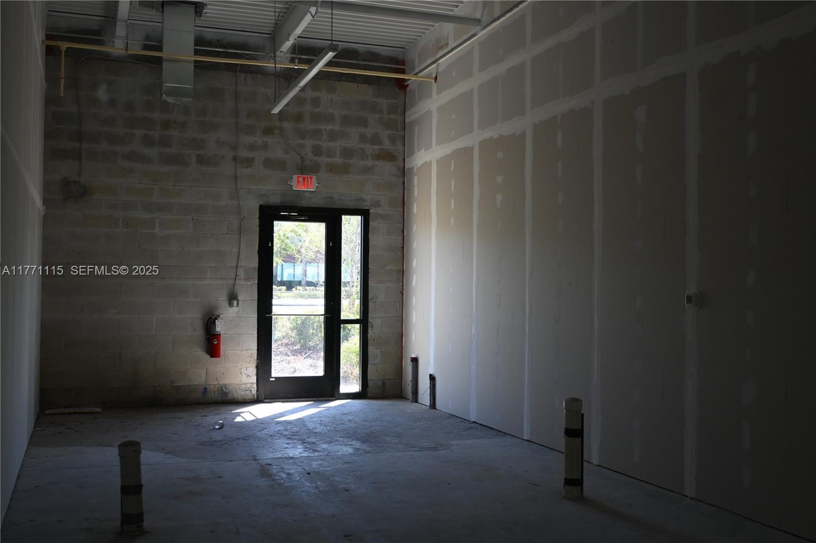 3370 Rouse Road 109 — photo 10