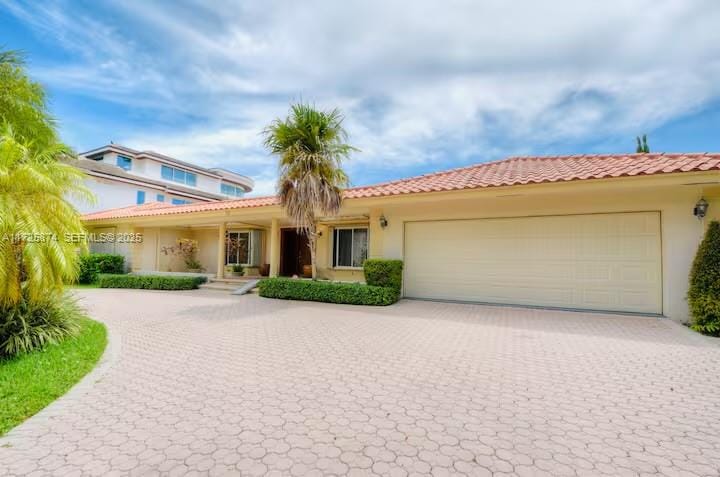 12 Isla Bahia Drive — photo 1
