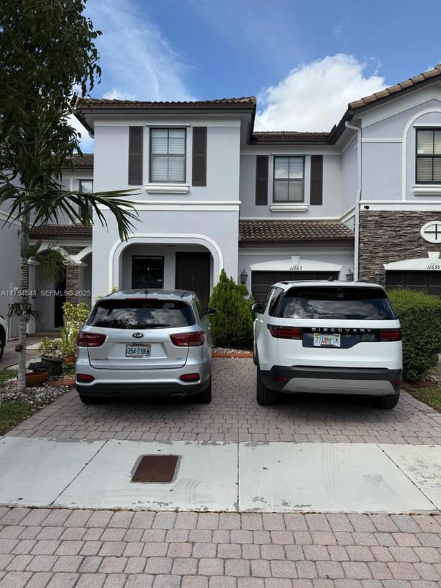 11663 NW 87th Lane 11663, sold in St Moritz Estates, Doral, FL