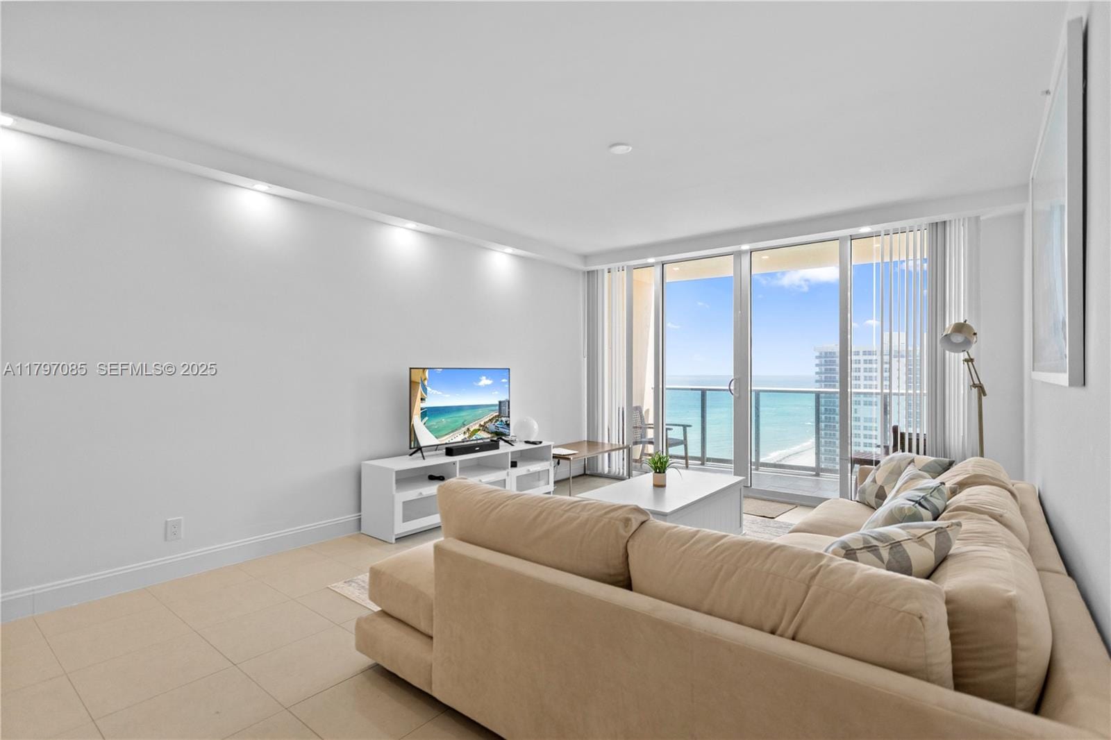 2501 S Ocean Drive 1614, Hollywood, FL 33019 photo 4