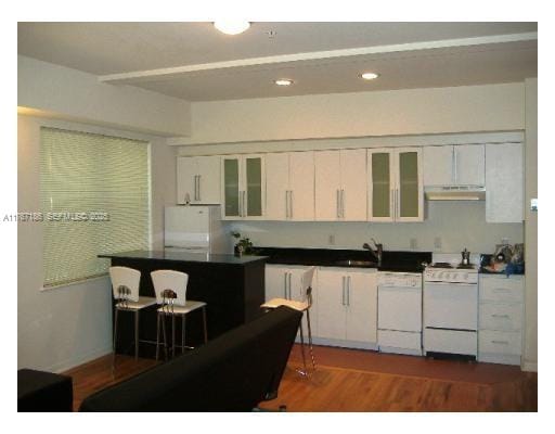1521 Lenox Avenue 101 — photo 3