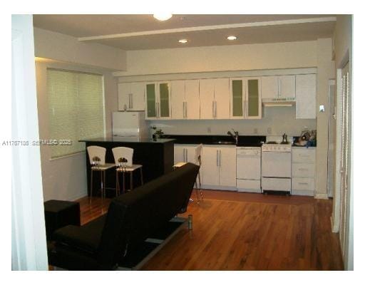1521 Lenox Avenue 101 — photo 4