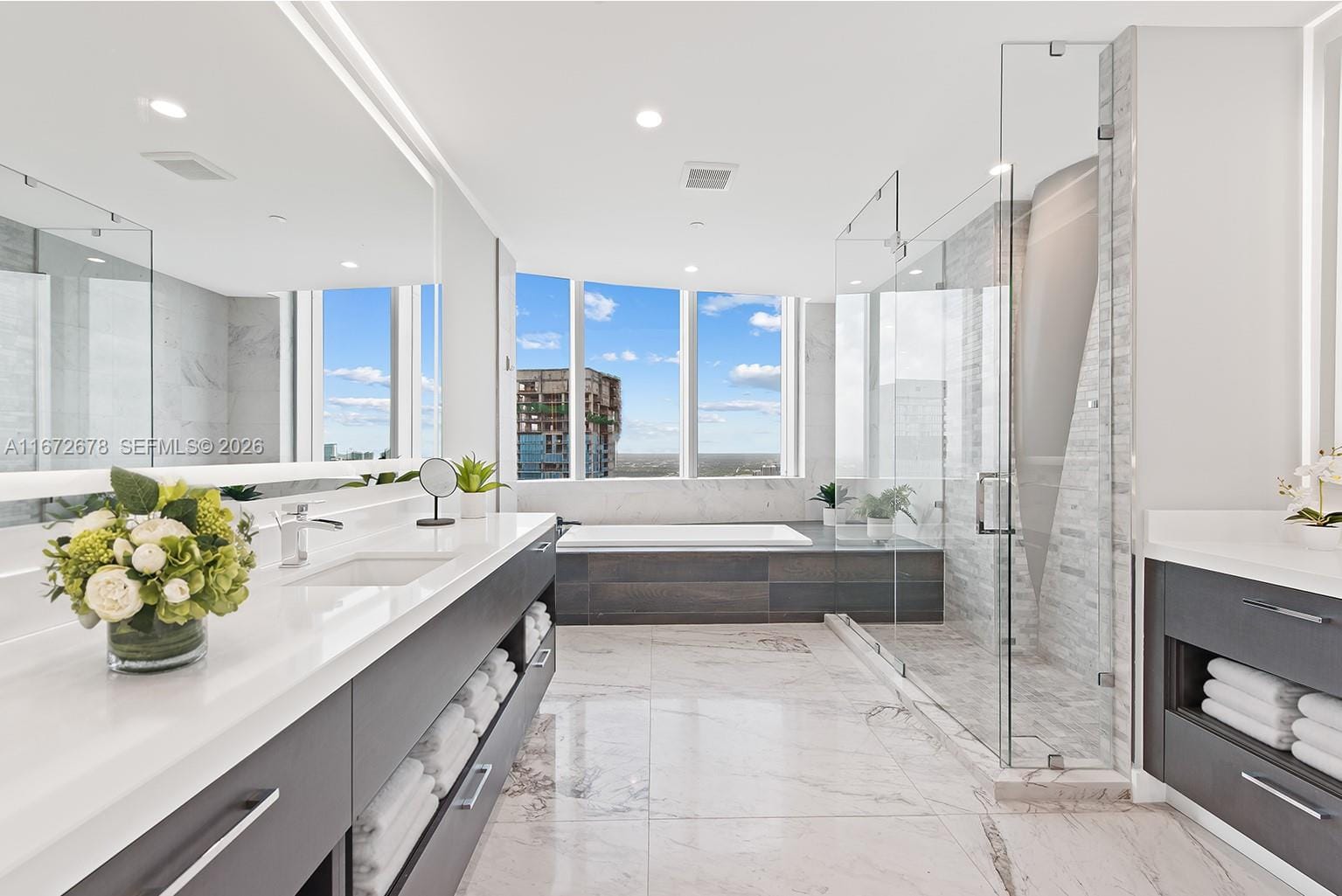 851 NE 1st Avenue PH 5402, Miami, FL 33132 photo 14
