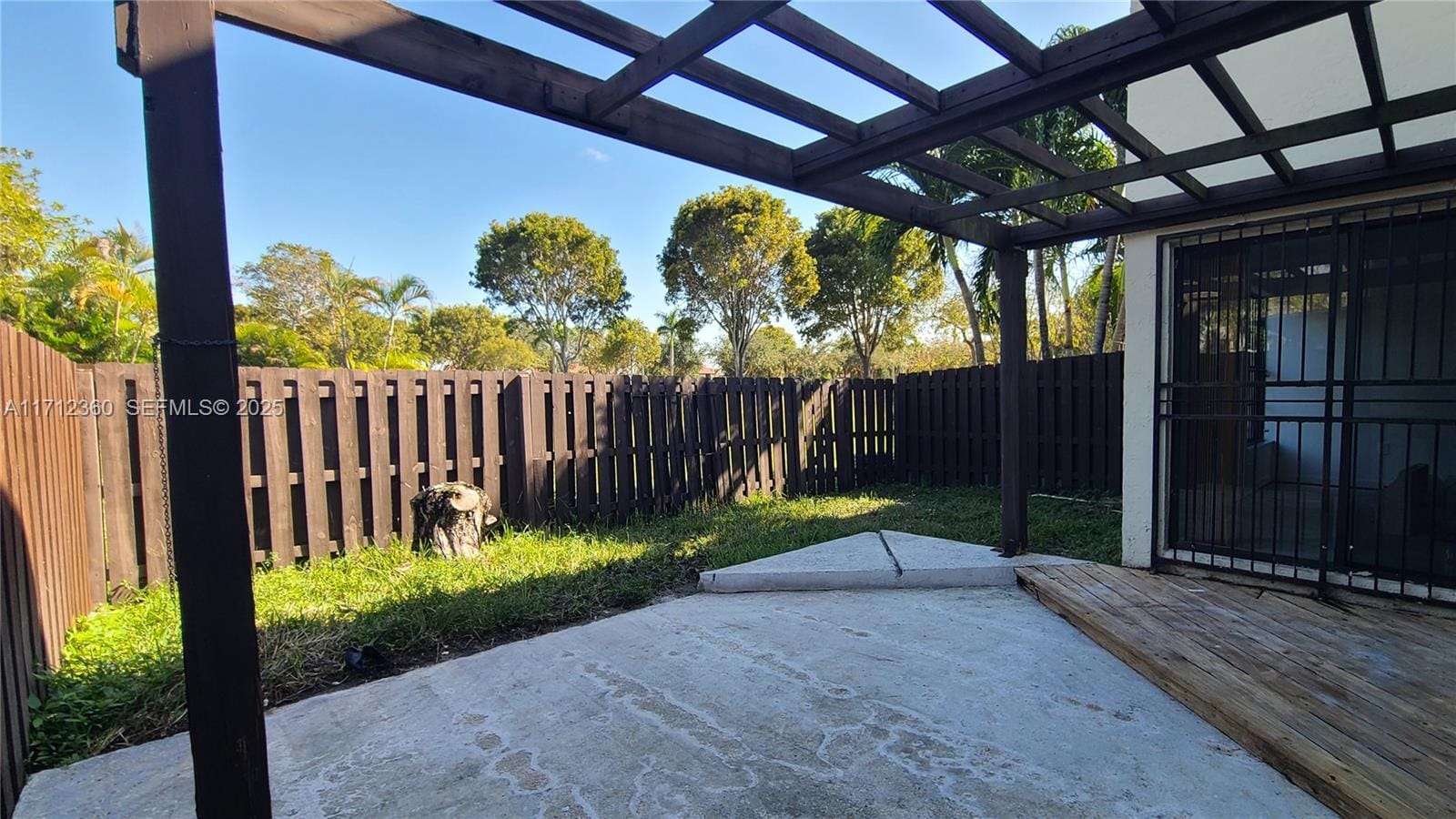 9935 NW 6th Lane 9935 — photo 3