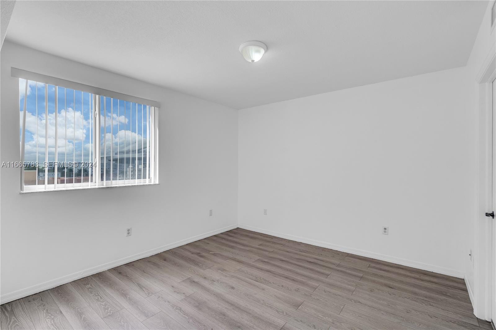 218 NW 12th Avenue 702, Miami, FL 33128 photo 12