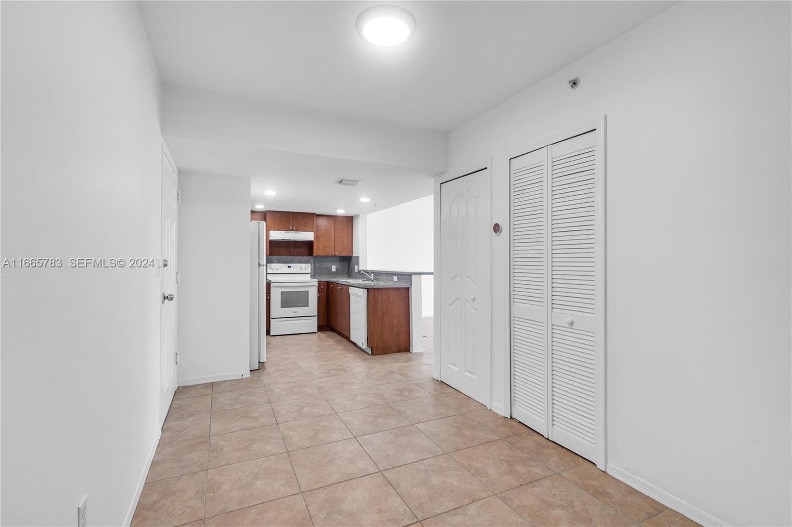 218 NW 12th Avenue 702, Miami, FL 33128 photo 3