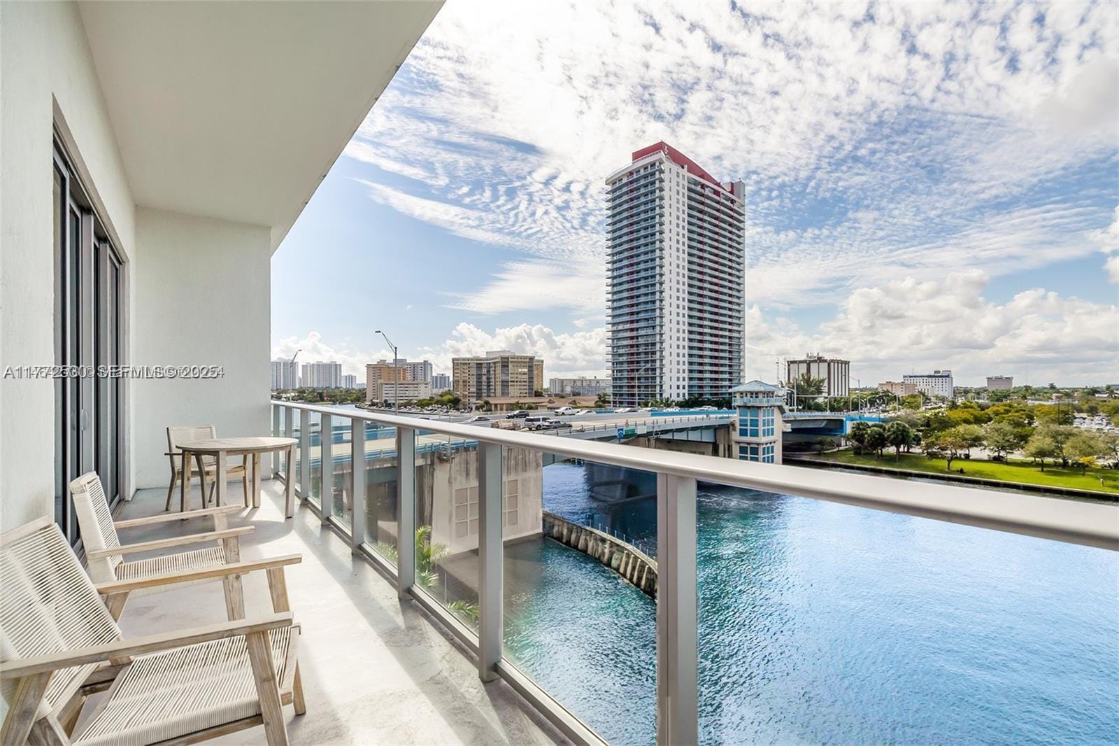 4010 S Ocean Drive R406 — photo 2