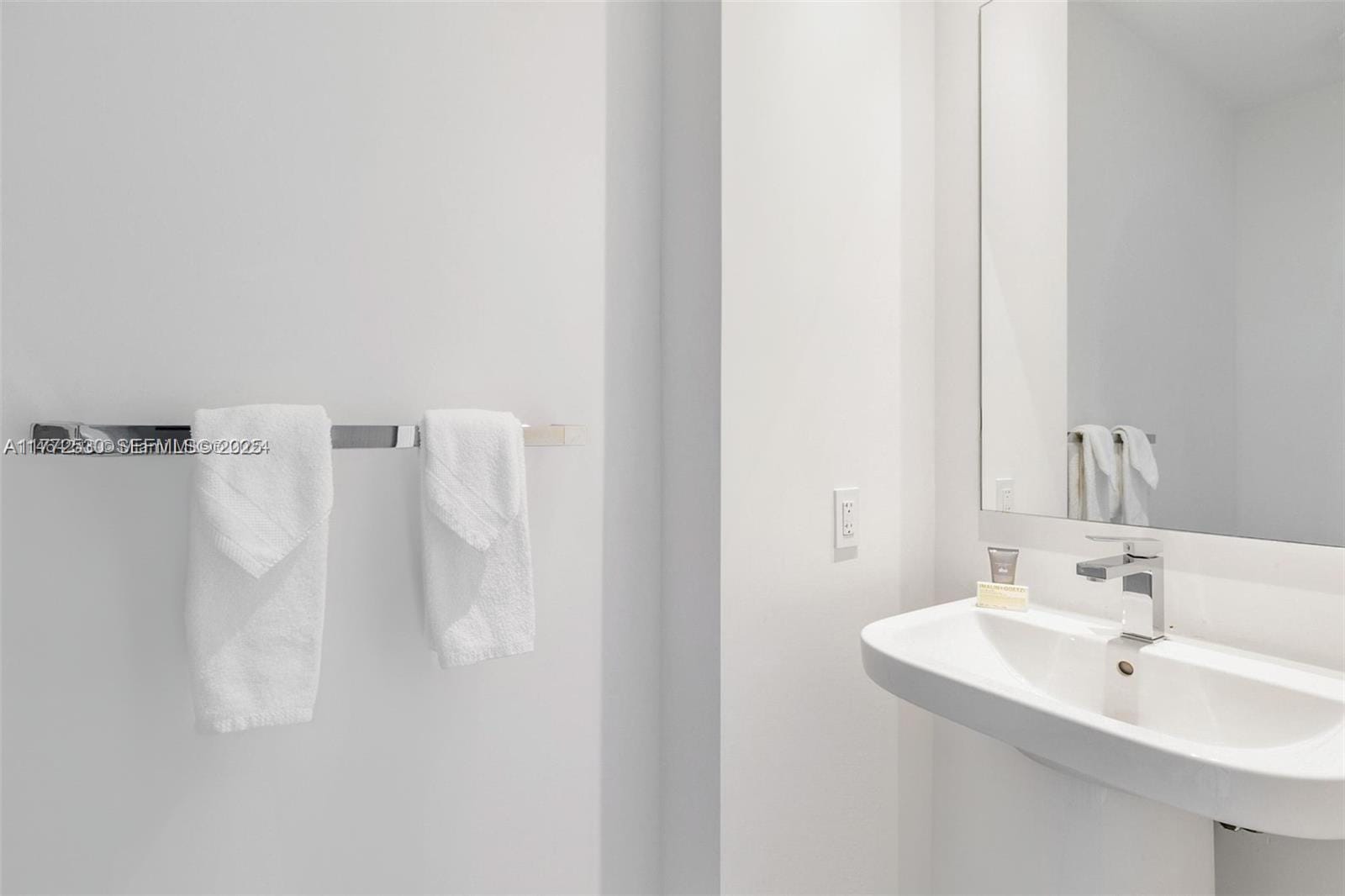 4010 S Ocean Drive R406 — photo 5