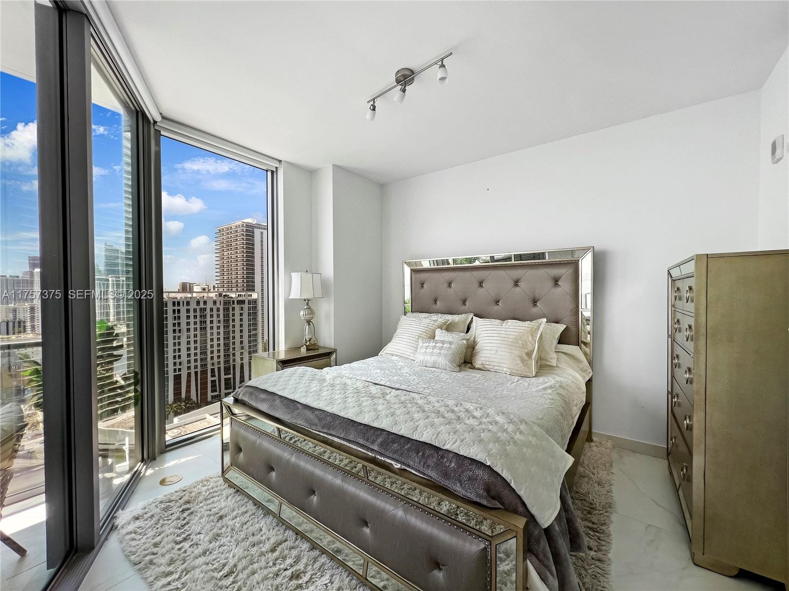 2900 NE 7th Avenue 2008, Miami, FL 33137 photo 13