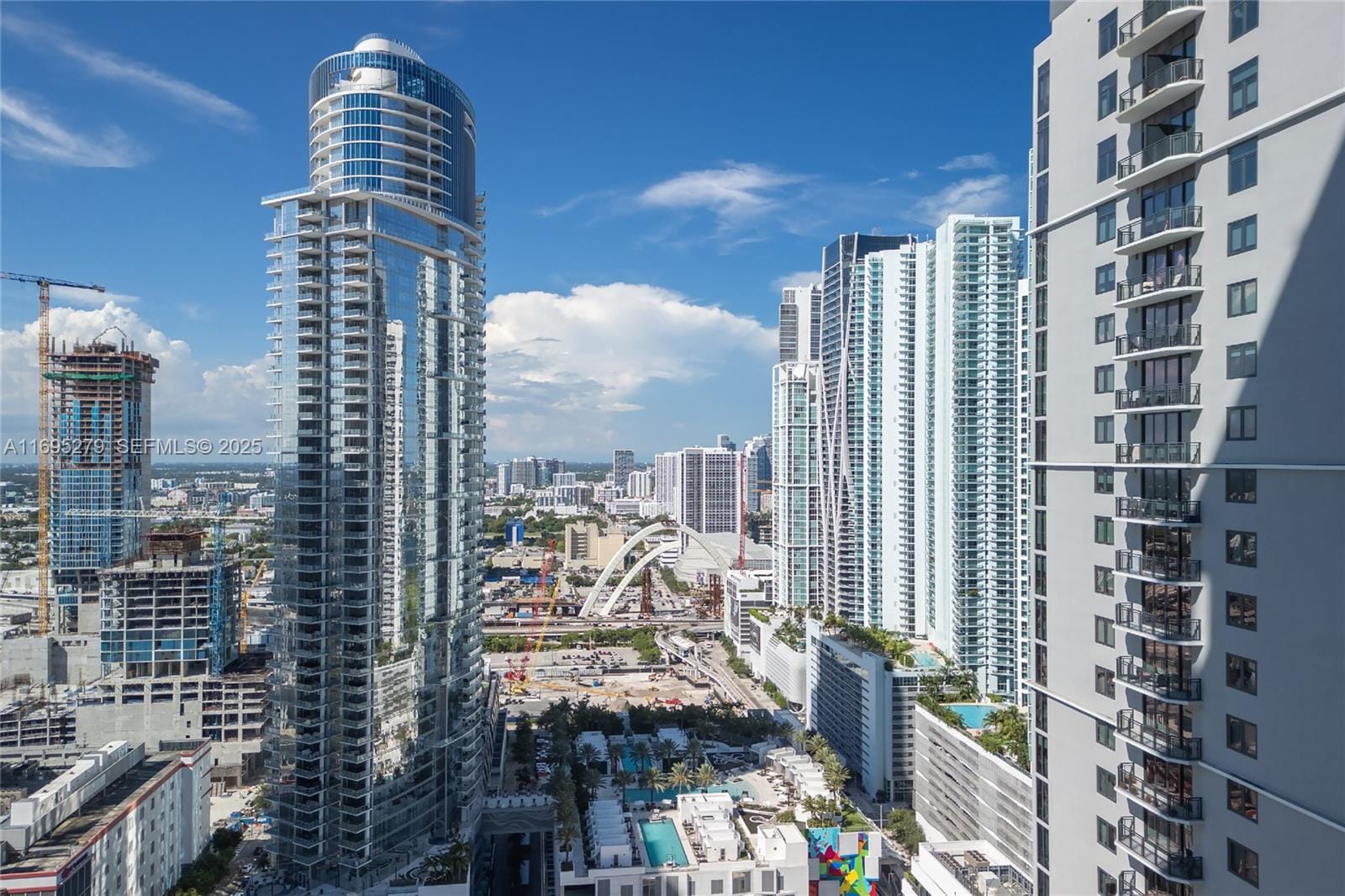159 NE 6th Street 3209, Miami, FL 33132 photo 29