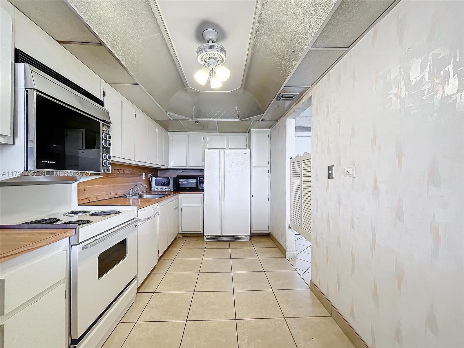 20225 NE 34th Court 817, Aventura, FL 33180 photo 19