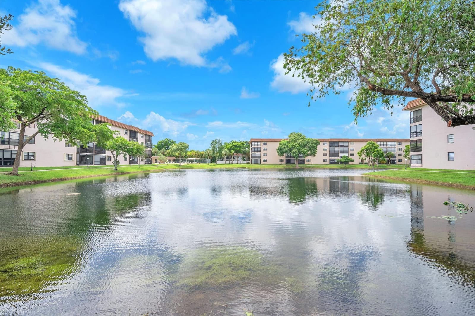 4930 E Sabal Palm Boulevard 414, Tamarac, FL 33319 photo 12