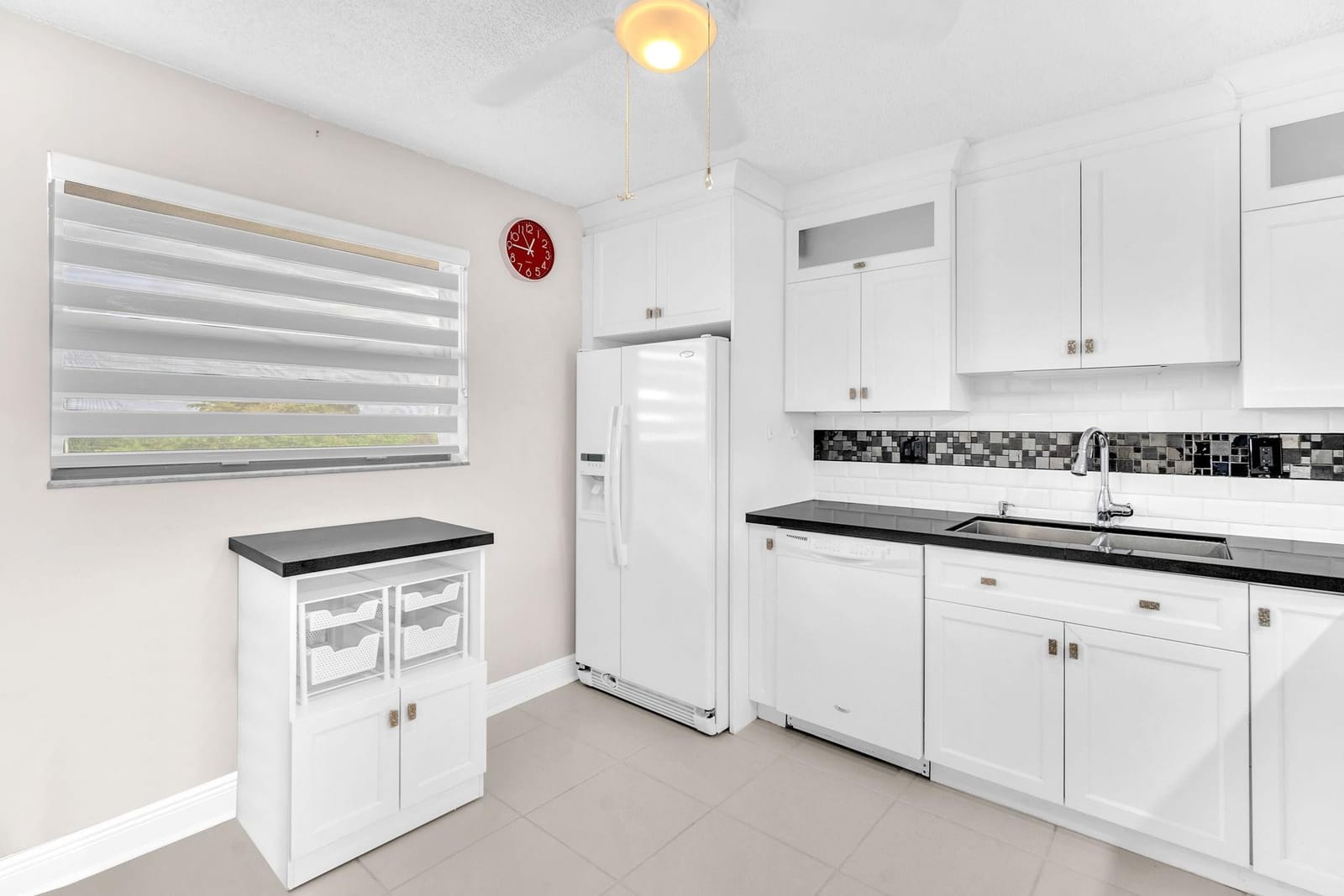 4930 E Sabal Palm Boulevard 414, Tamarac, FL 33319 photo 8