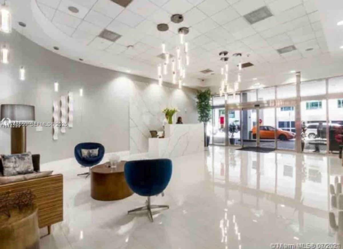 1200 Brickell Bay Drive 3924, Miami, FL 33131 photo 17