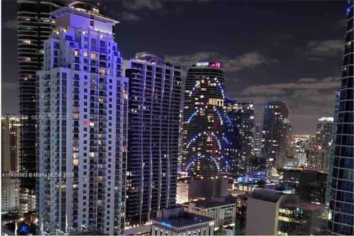 1200 Brickell Bay Drive 3924, Miami, FL 33131, Miami