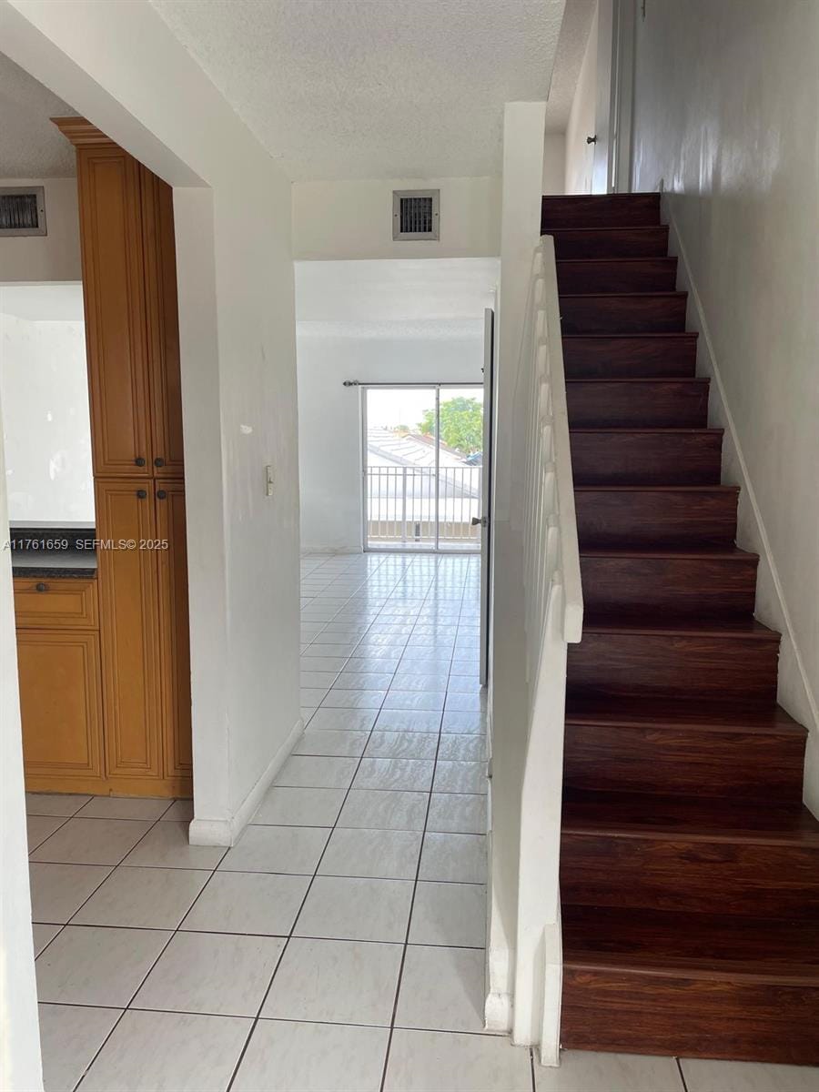 2750 W 76th Street 201 — photo 4
