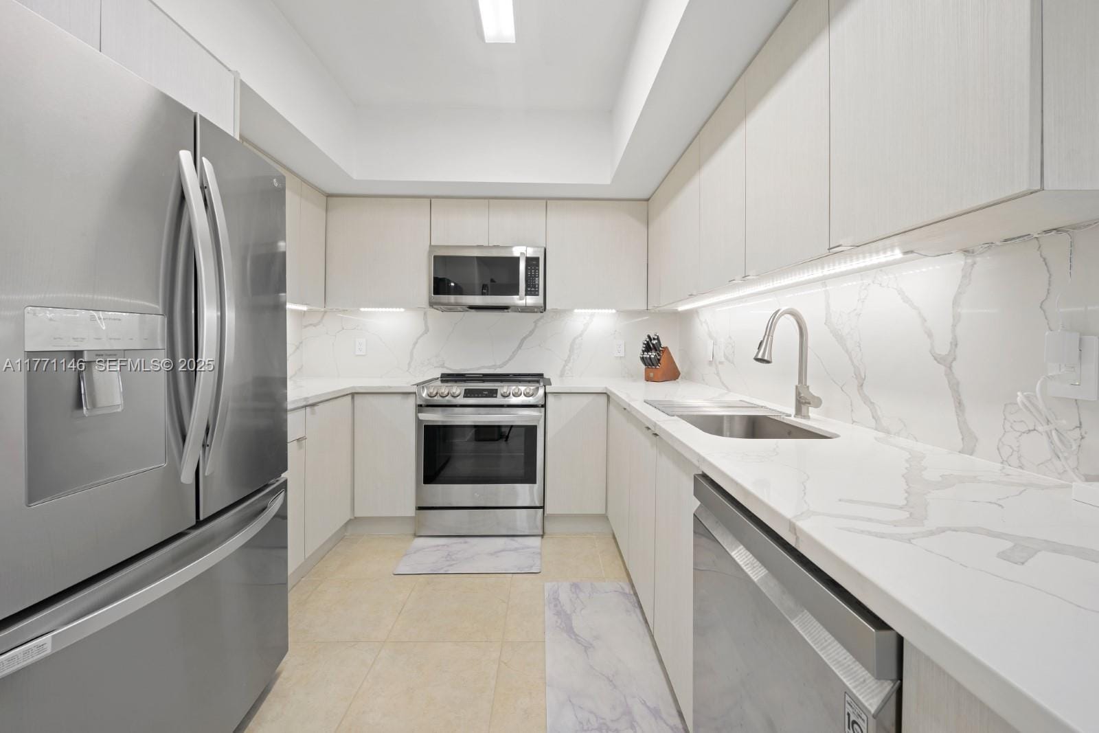 16699 Collins Avenue 3306 — photo 6