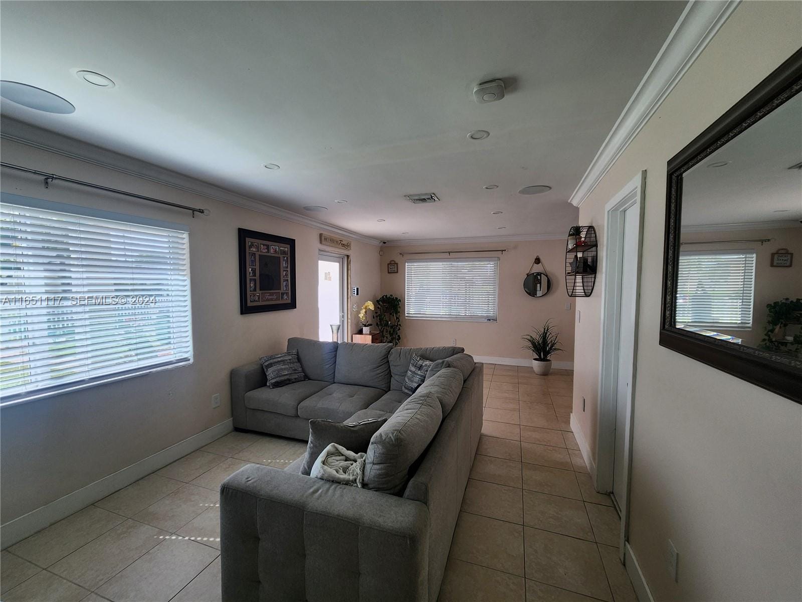 1025 NE 13th Avenue — photo 10
