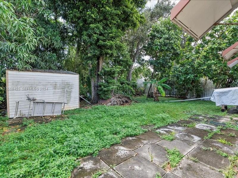 1810 NW 16th Terrace — photo 9