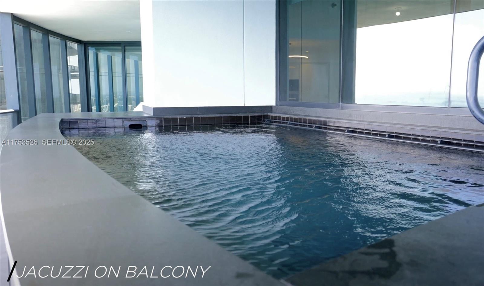 18555 Collins Avenue 3601, Sunny Isles Beach, FL 33160 photo 10