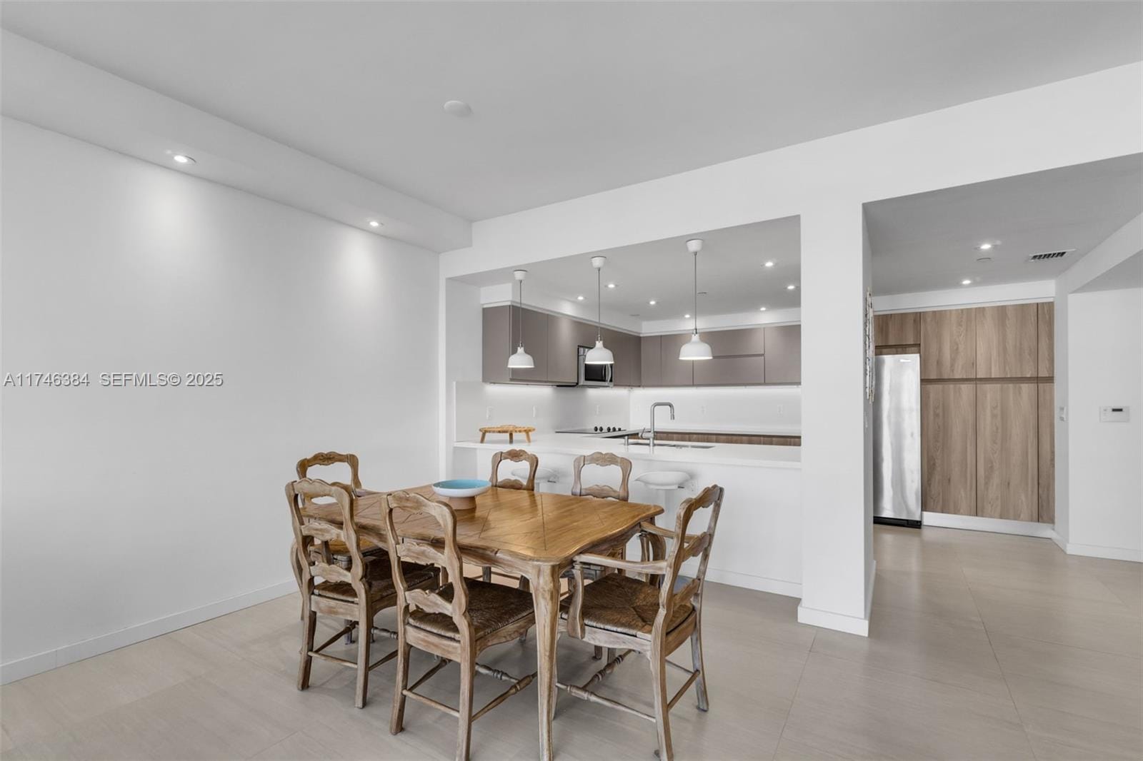 251 Crandon Boulevard 829 — photo 12