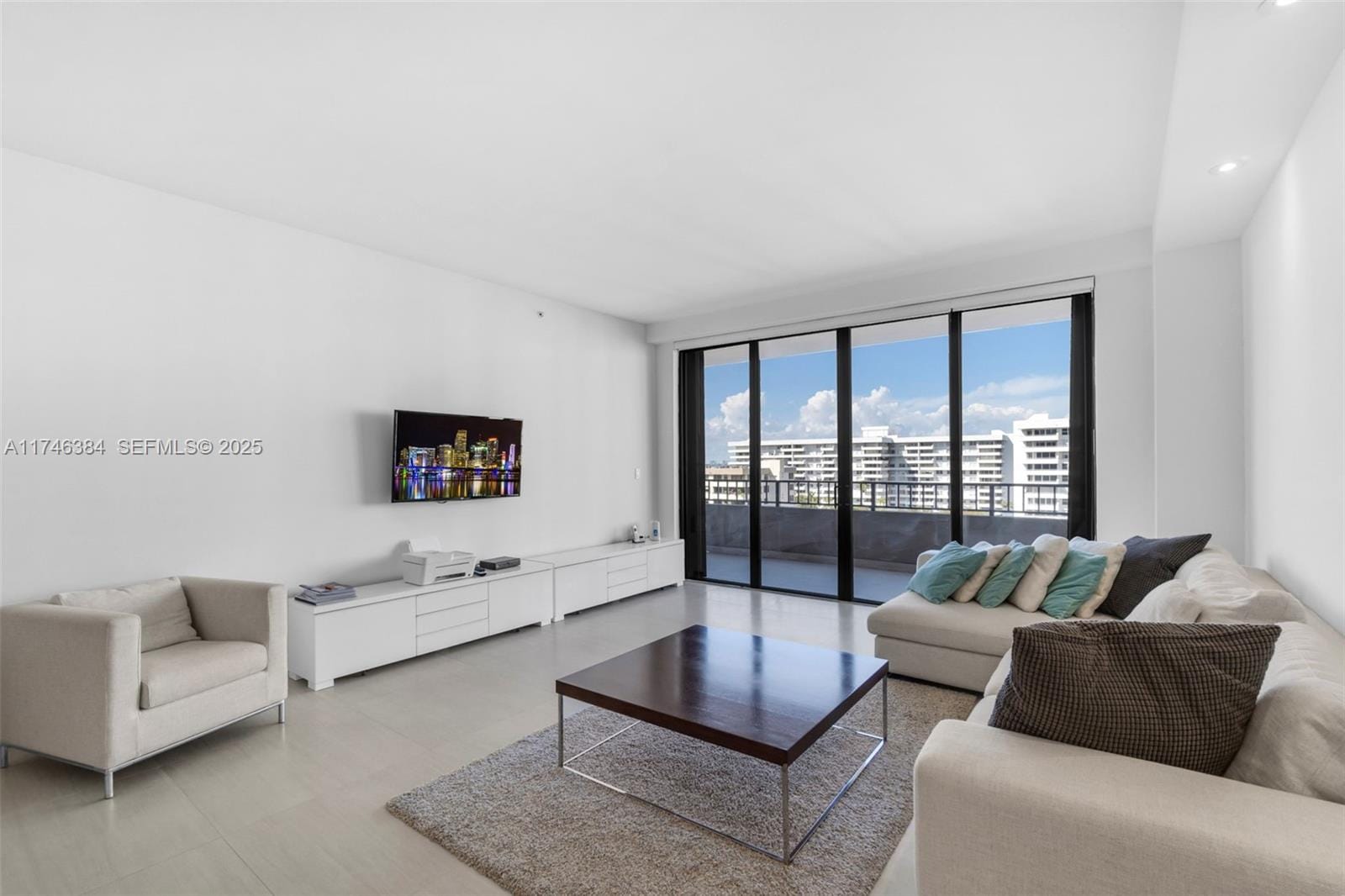 251 Crandon Boulevard 829 — photo 10