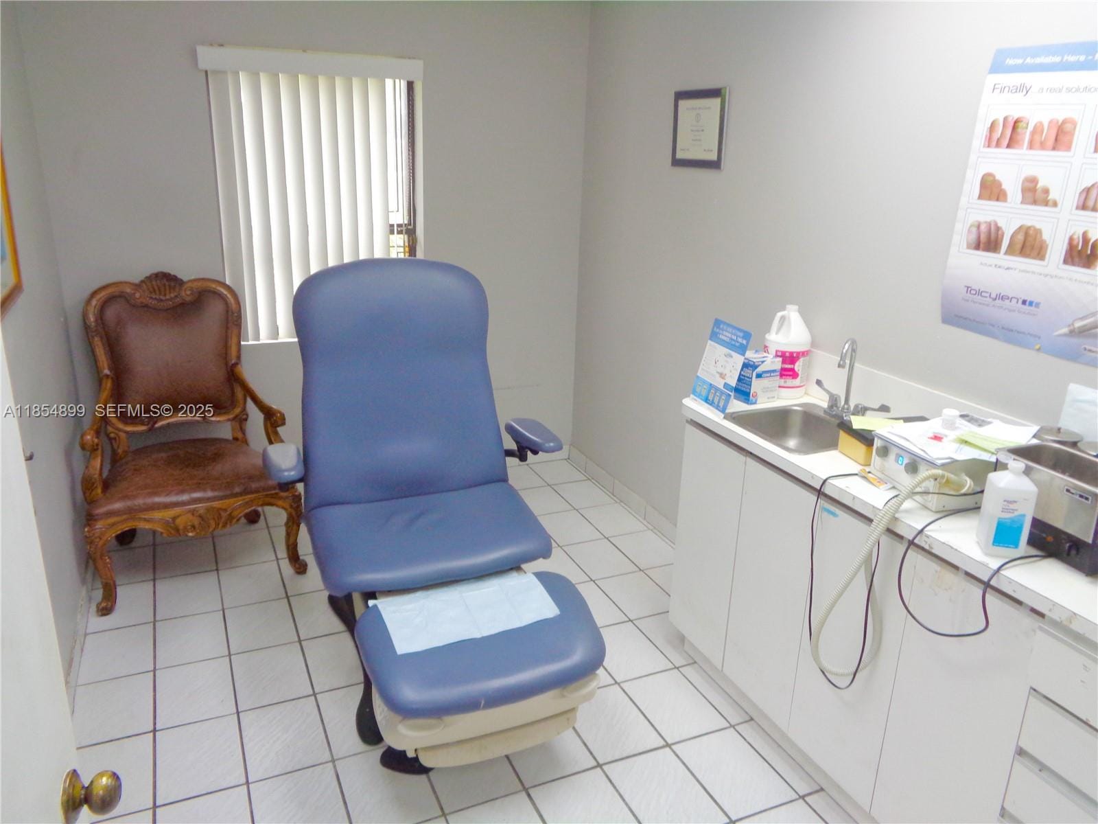 7800 W Oakland Park Boulevard 100 — photo 11