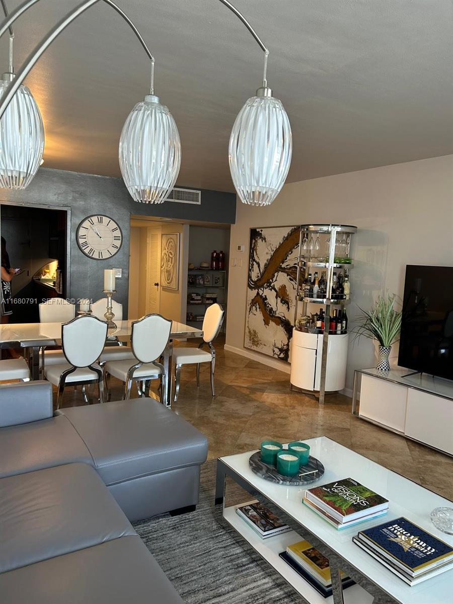 100 Lincoln Road 608, Miami Beach, FL 33139, Miami Beach