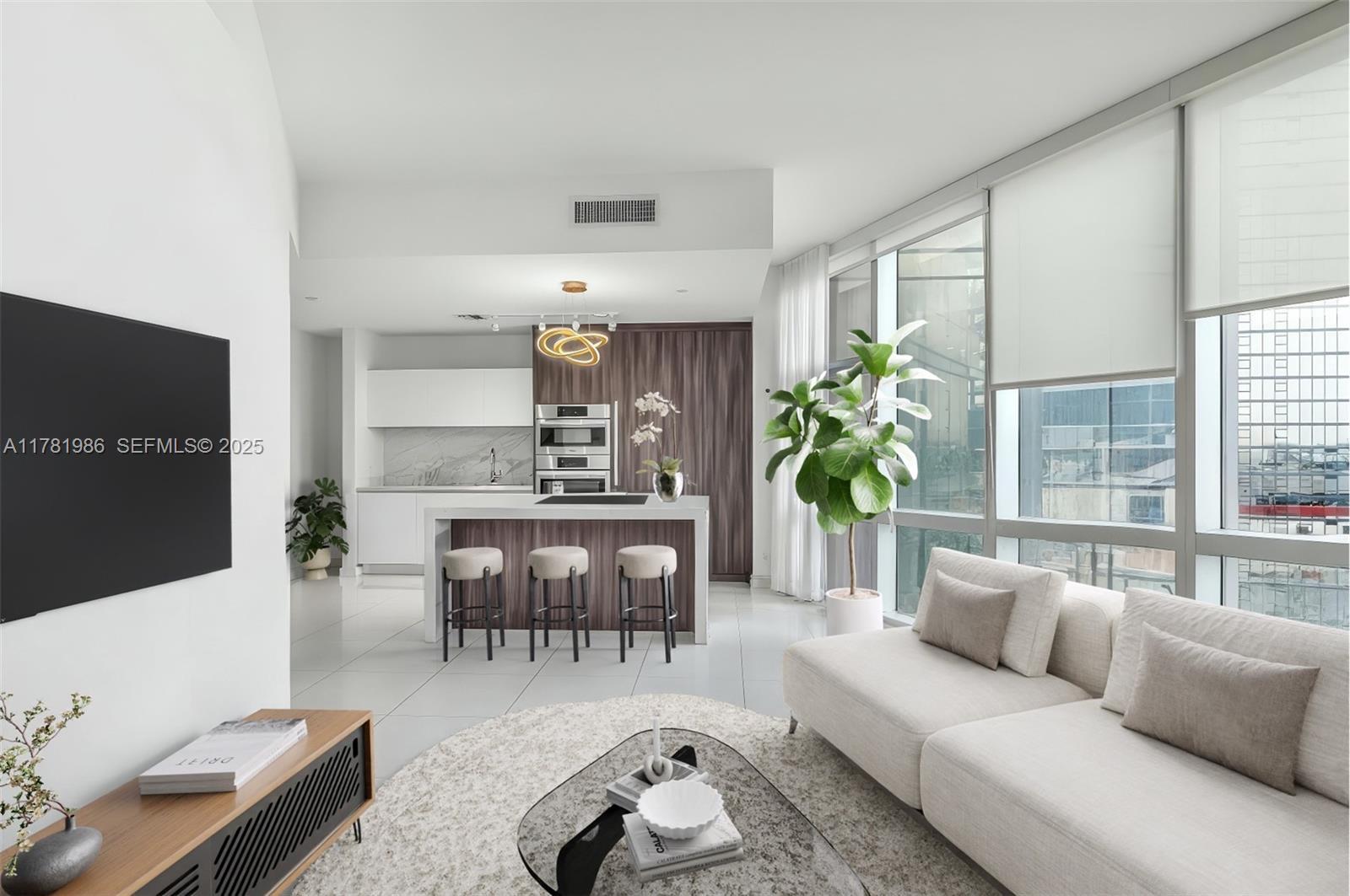 851 NE 1st Avenue 1102, Miami, FL 33132, Miami