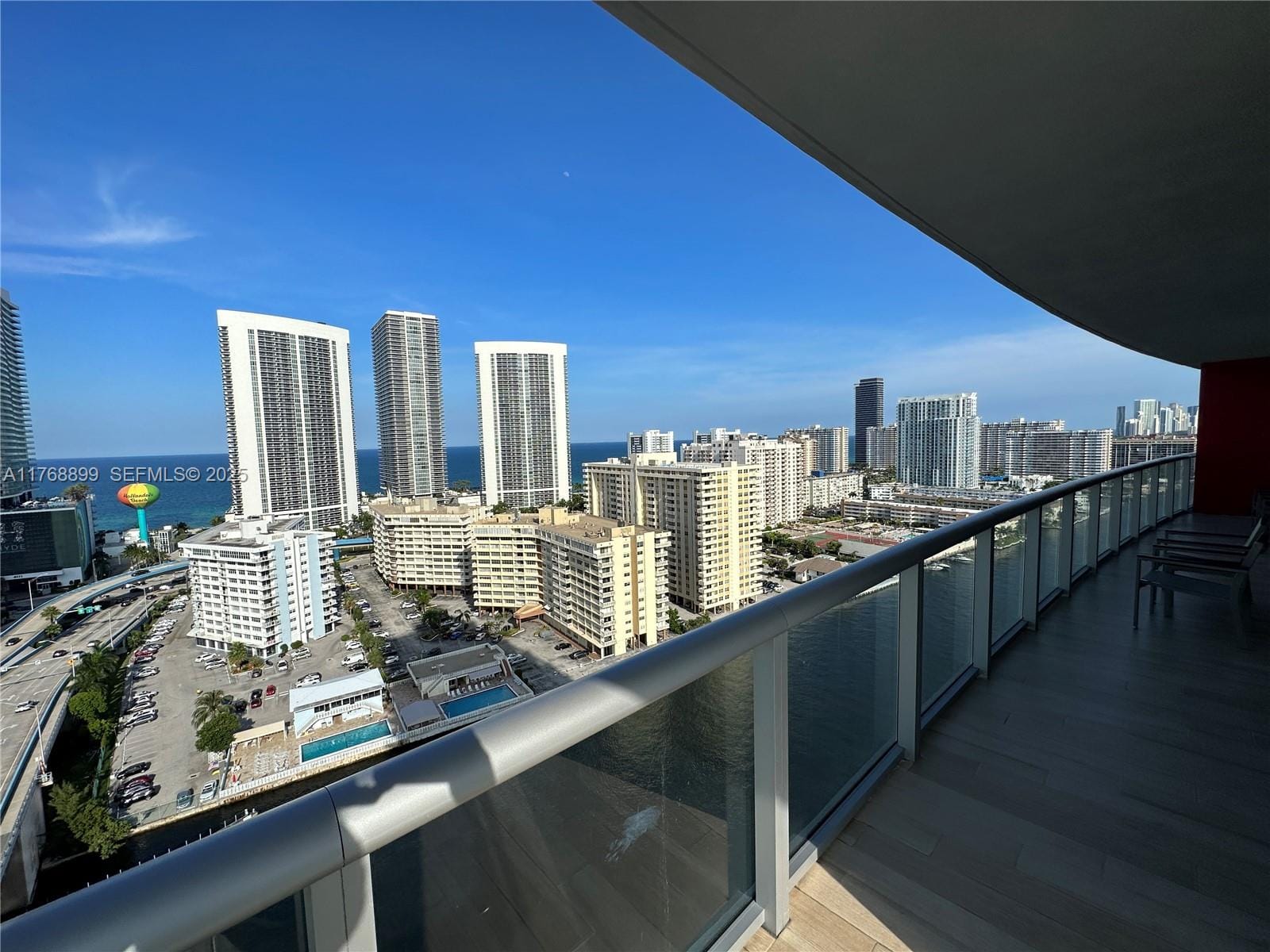 2600 E Hallandale Beach Boulevard T2202 — photo 2