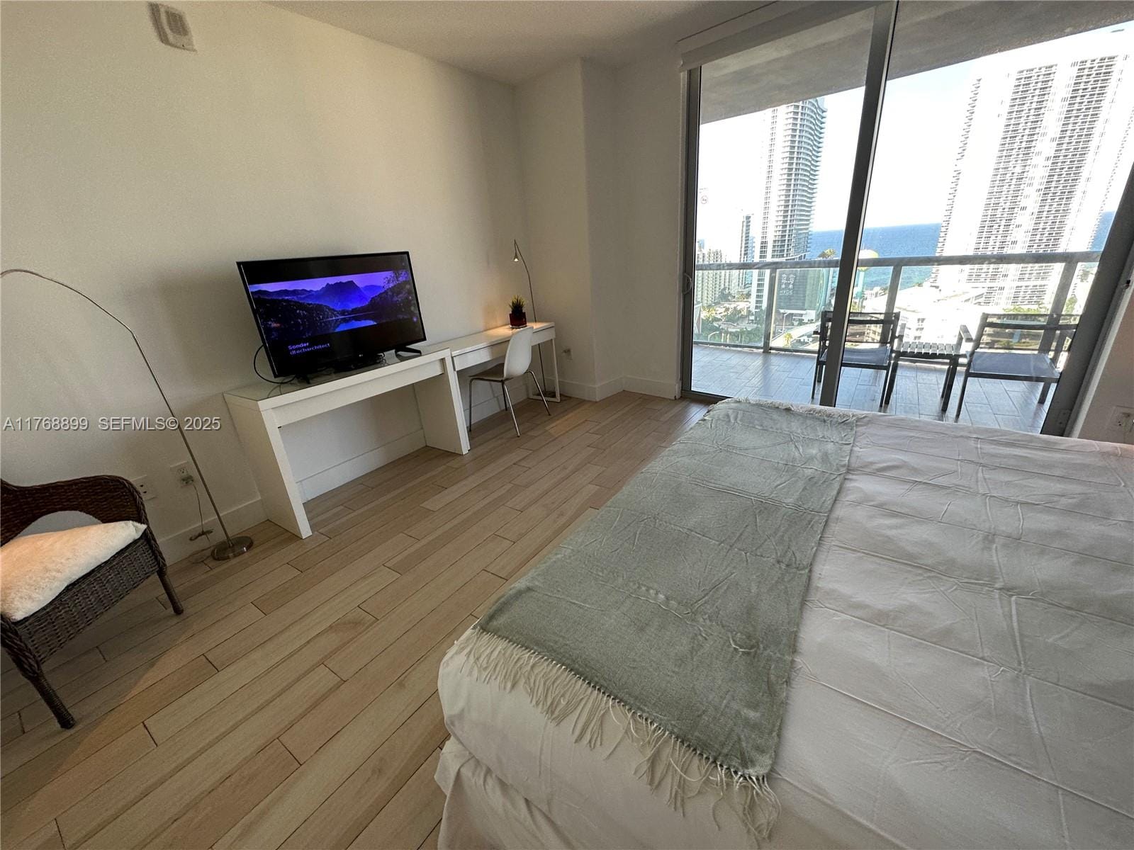 2600 E Hallandale Beach Boulevard T2202, Hallandale Beach, FL 33009 photo 30