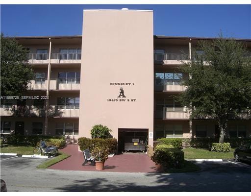 13475 SW 9th Street 405A, Pembroke Pines, FL 33027