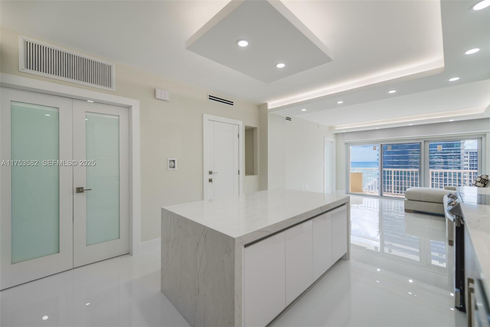 1950 S Ocean Drive 20L, Hallandale Beach, FL 33009 photo 3