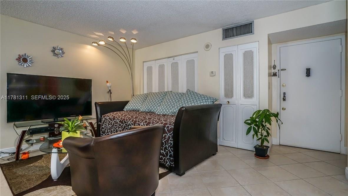 17011 N Bay Road 701 — photo 3
