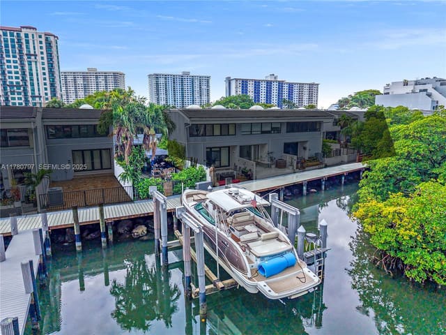 311 Poinciana Drive 801, Poinciana Is Yt & Rcq Clu, Sunny Isles Beach, FL