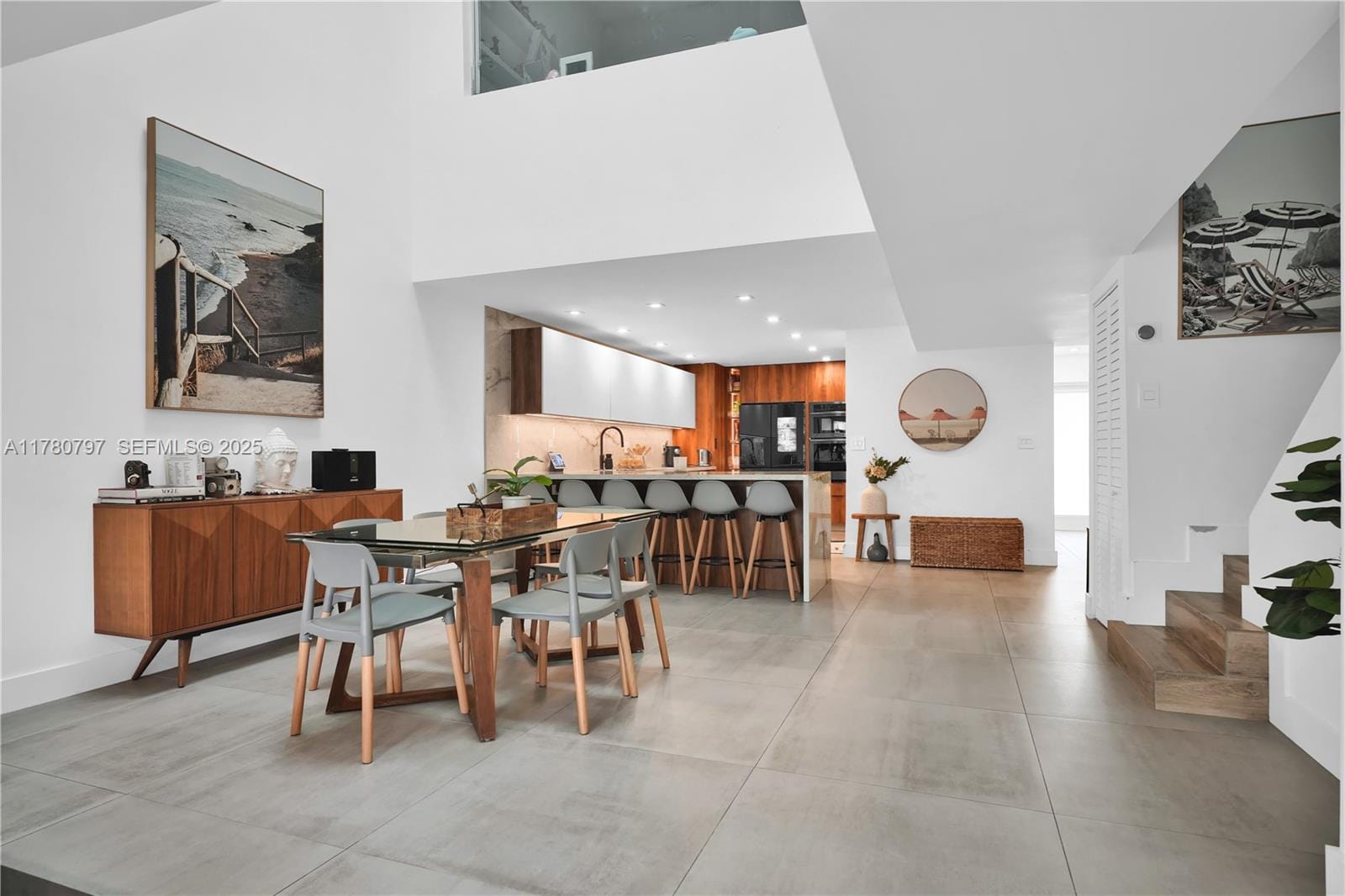 311 Poinciana Drive 801 — photo 9
