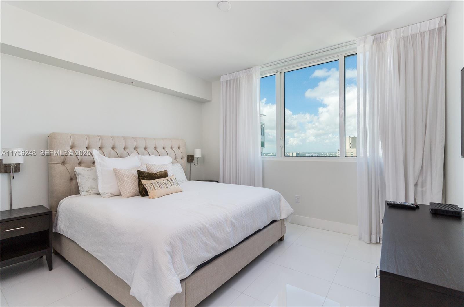 253 NE 2nd Street 3702, Miami, FL 33132 photo 19