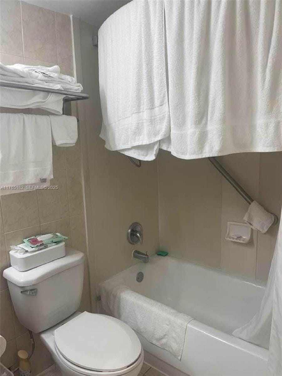 19201 Collins Avenue 1022 — photo 11