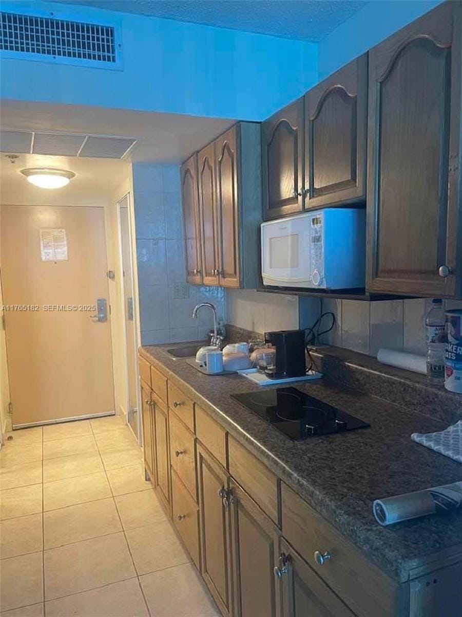 19201 Collins Avenue 1022 — photo 8