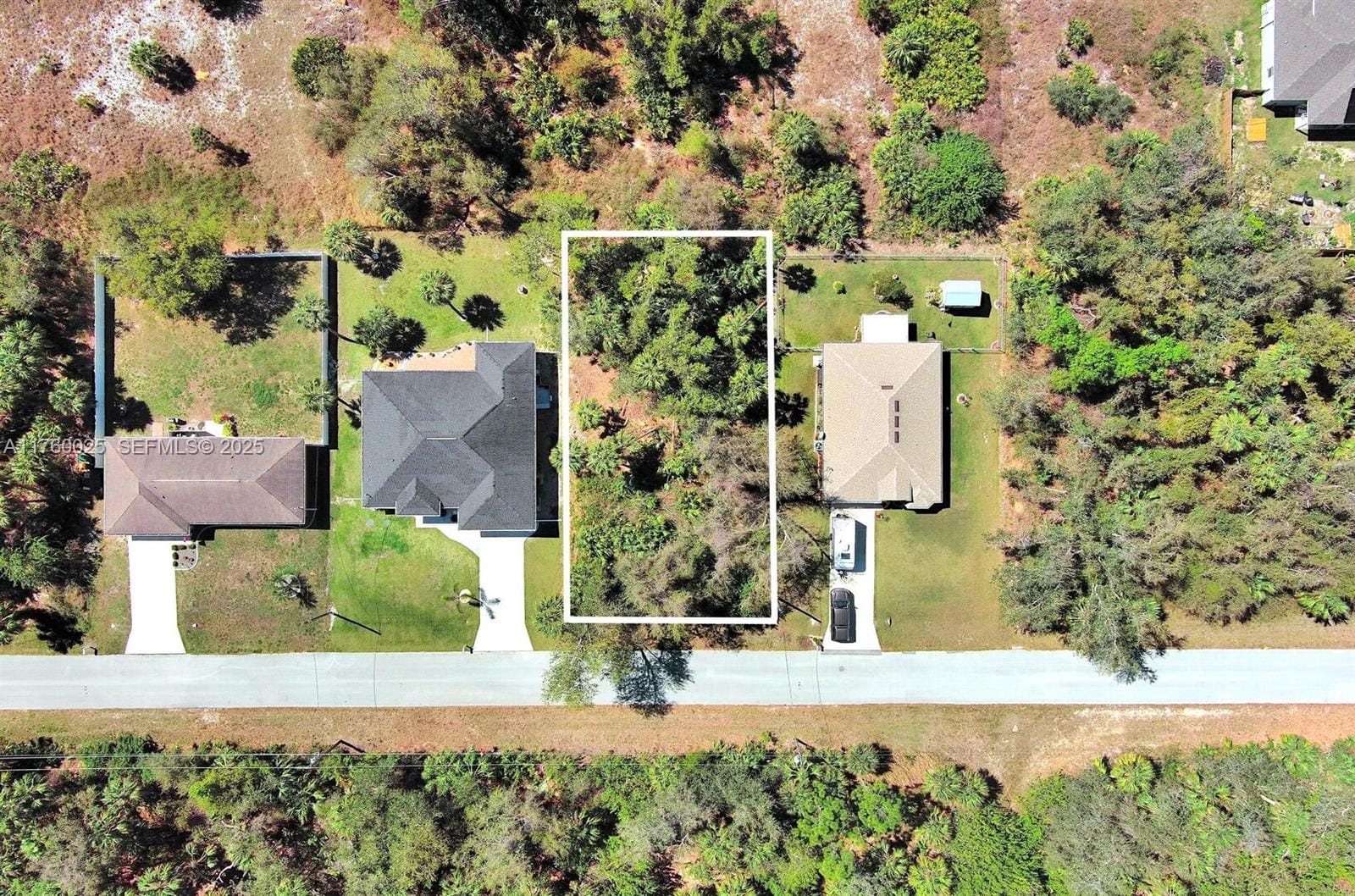 205 Ferdon Circle — photo 3
