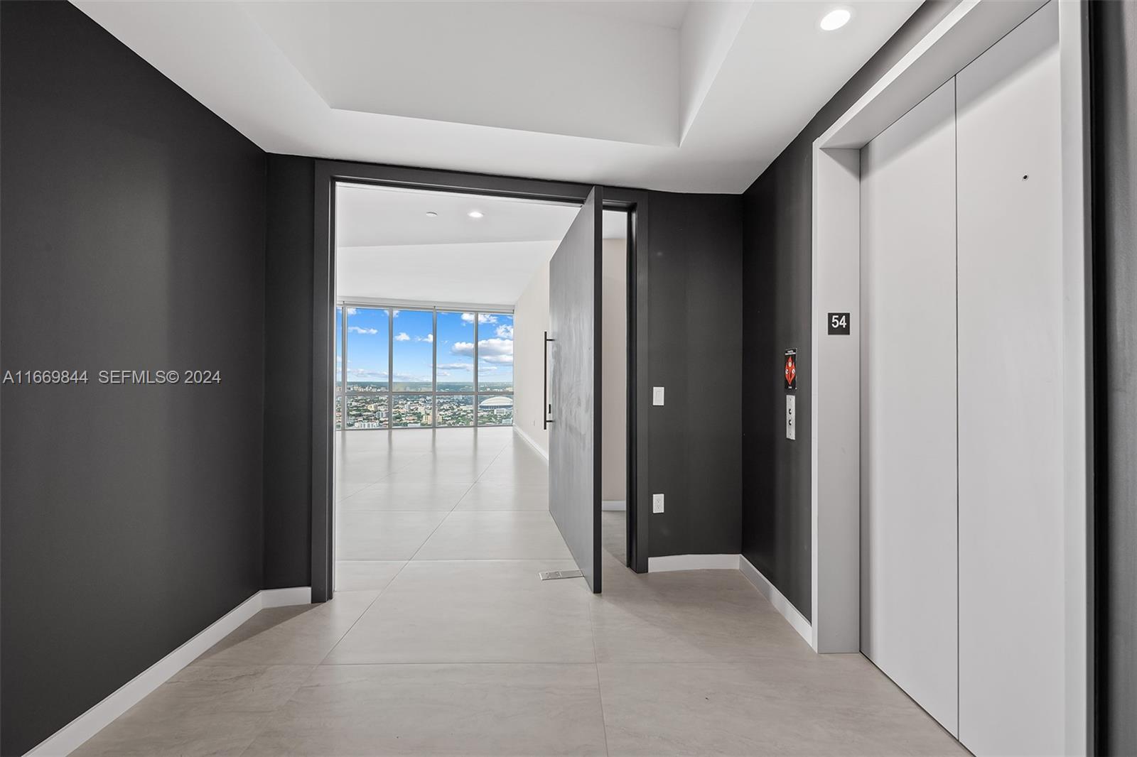 851 NE 1st Avenue PH 5412, Miami, FL 33132 photo 16