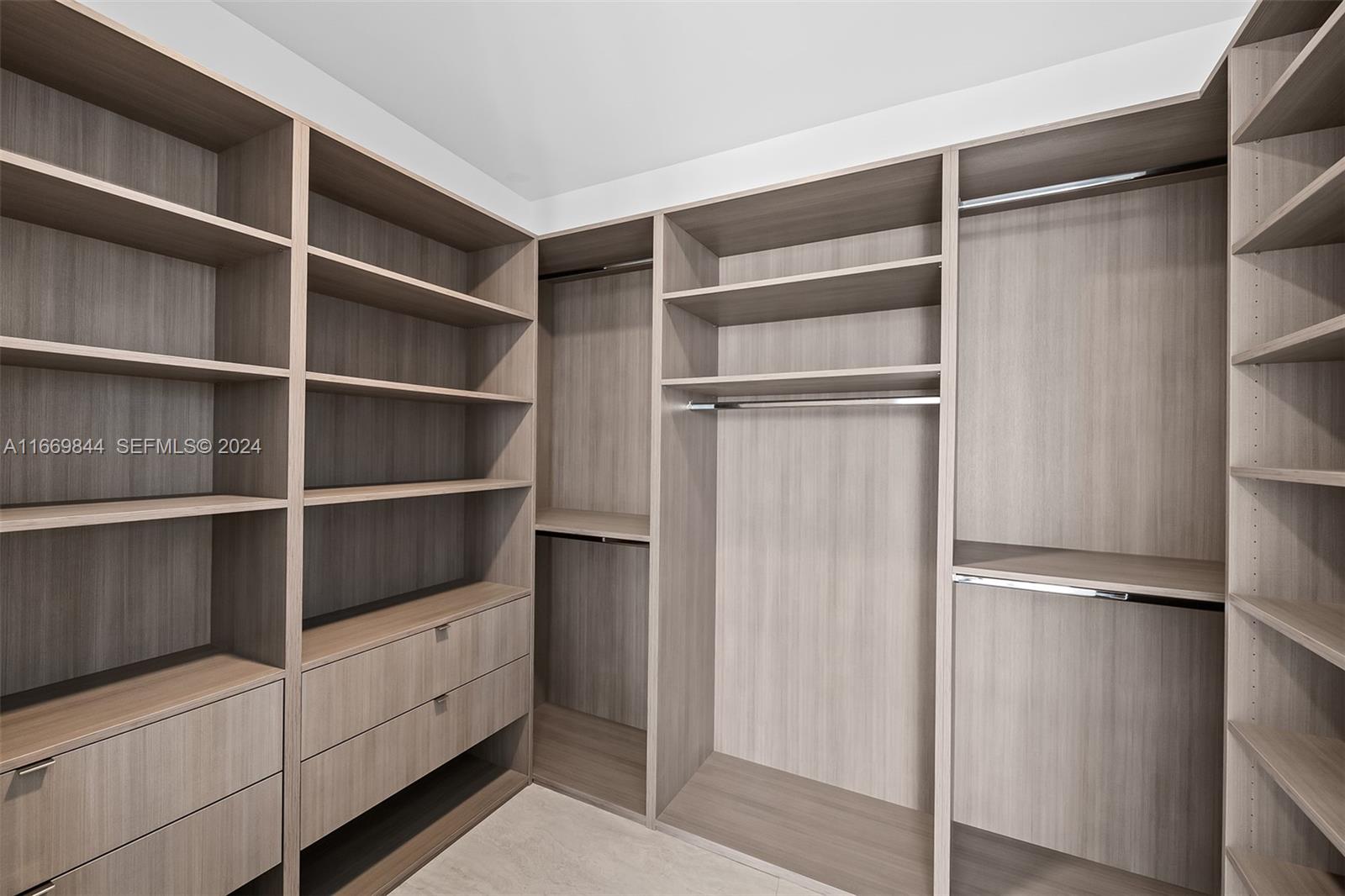 851 NE 1st Avenue PH 5412, Miami, FL 33132 photo 18