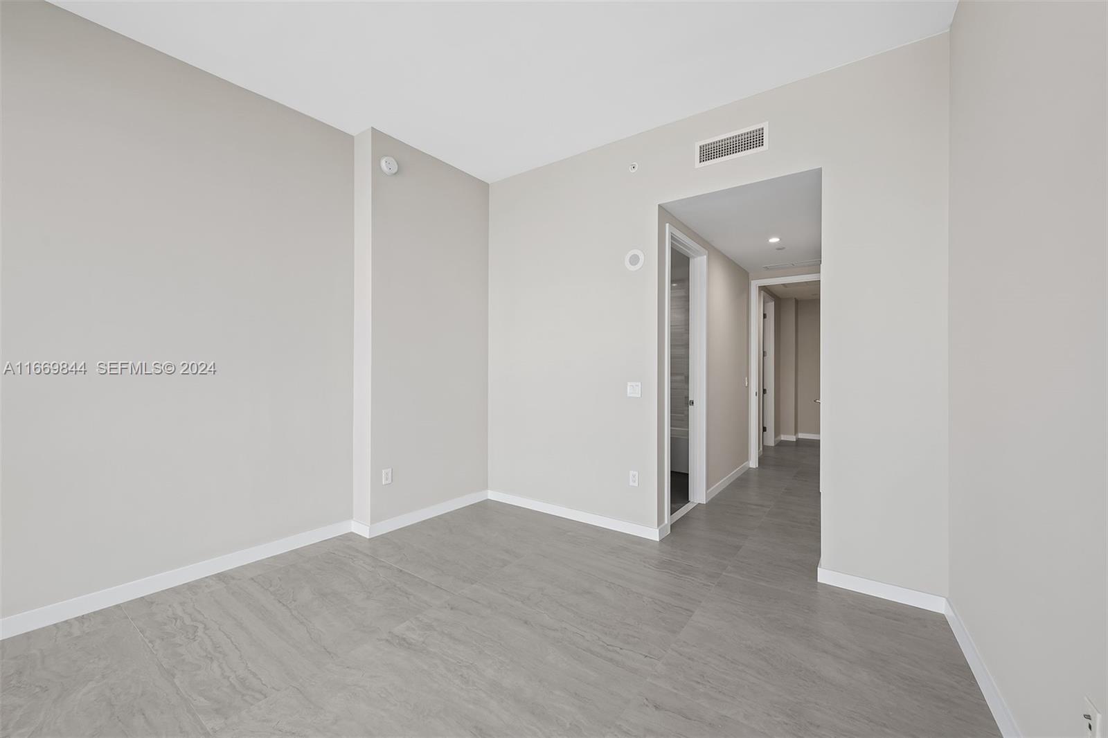 851 NE 1st Avenue PH 5412, Miami, FL 33132 photo 28
