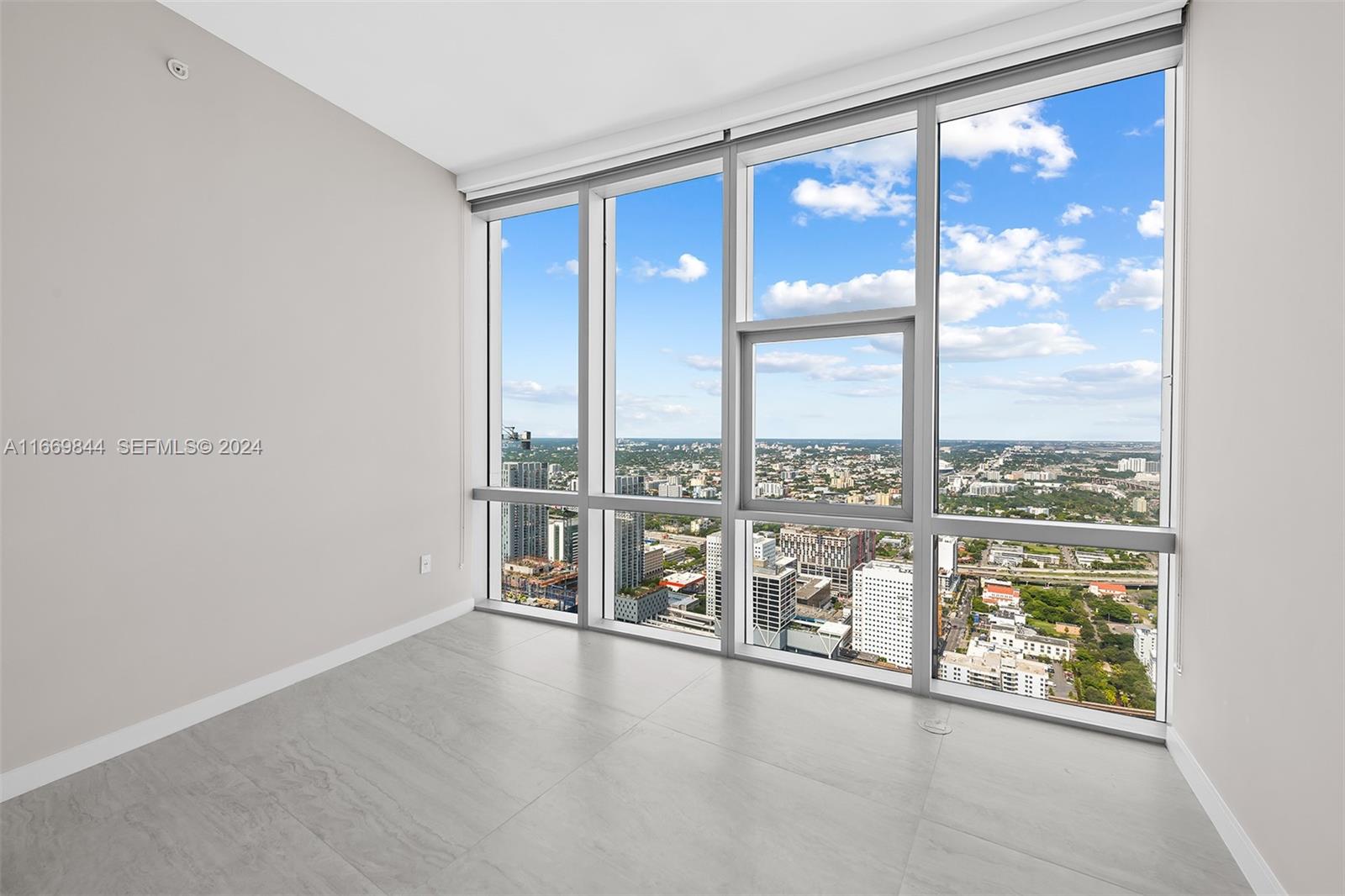 851 NE 1st Avenue PH 5412, Miami, FL 33132 photo 29