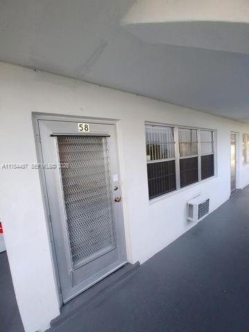 56 Canterbury C C, West Palm Beach, FL 33417, West Palm Beach