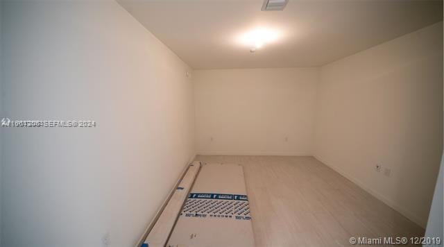 1000 Brickell Plaza 4905 — photo 2